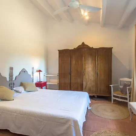Mit Privatpool Fuer 8 Personen Und 7 In Demporda, Costa Brava * La Tallada